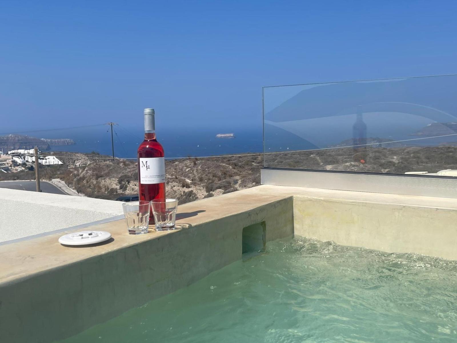 Lejardin Suites Santorini Pýrgos Buitenkant foto